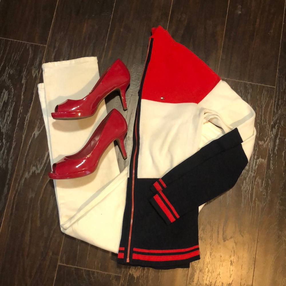 Cityclassified Red Patent Peep Toed Heels 👠